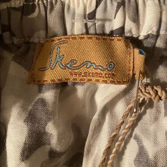 Skemo NWT size XL camouflage strapless jumpsuit - Picture 3 of 8